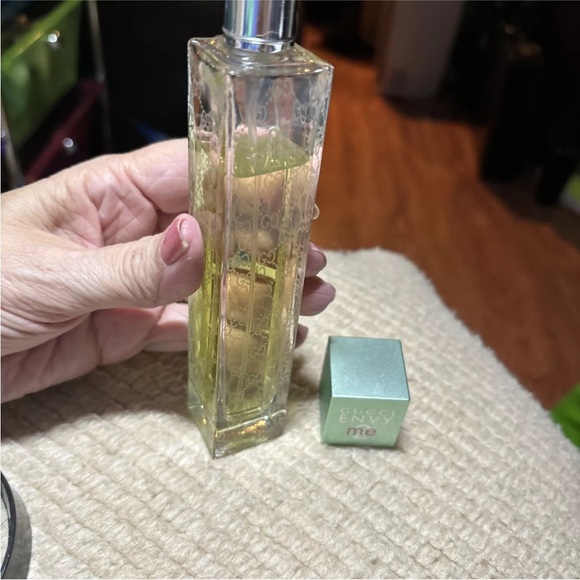Gucci Envy Me 2 50ml EDT Spray.  Check Level.  Gorgeous! - Picture 3 of 6